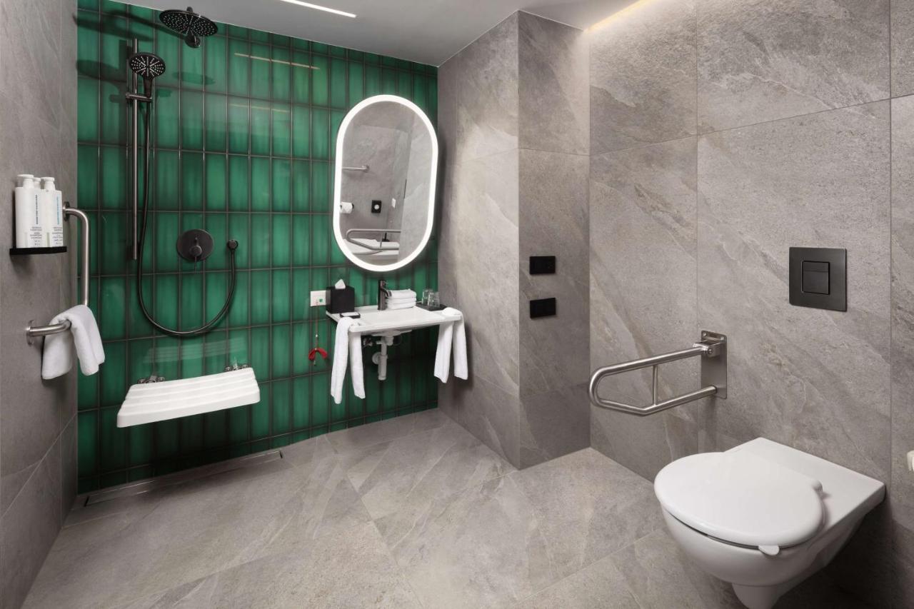 Hyatt Place 4*