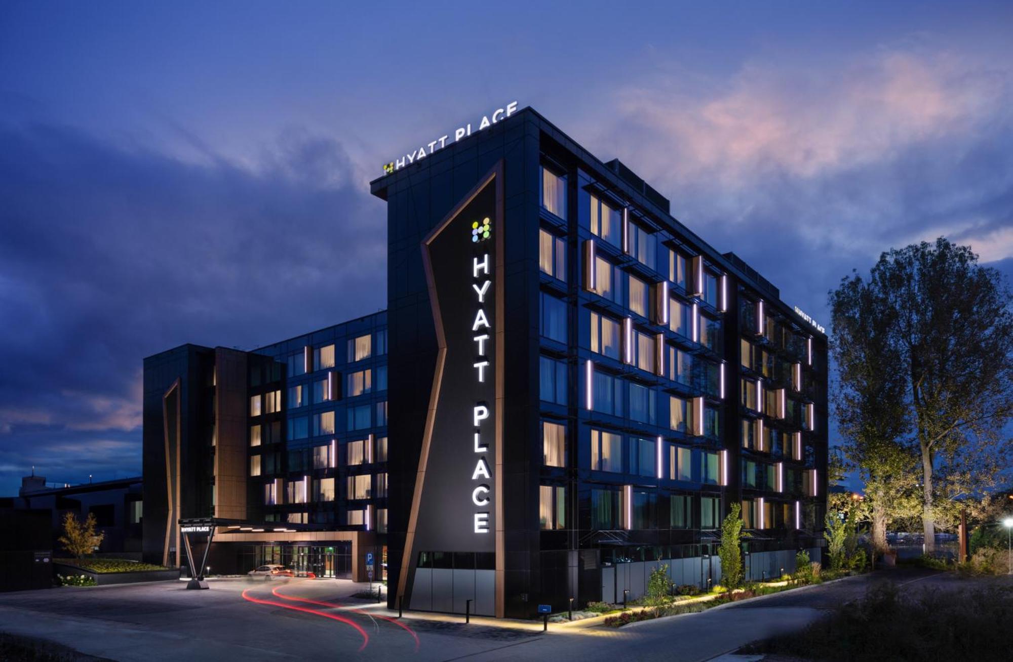 Hyatt Place Hotel 4*
